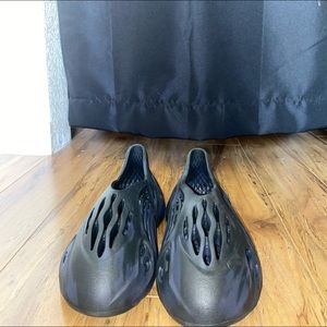 Yeezy Foam Runner “Mineral Blue” NFS